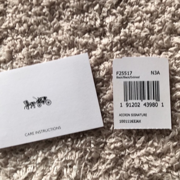 NWT Coach signature coated canvas accordion wallet - Picture 7 of 9